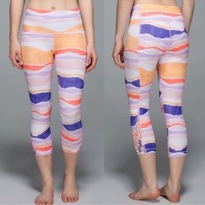 Lululemon True Self Cropped Leggings Bleacher Stripe White Iris Flower Size 10